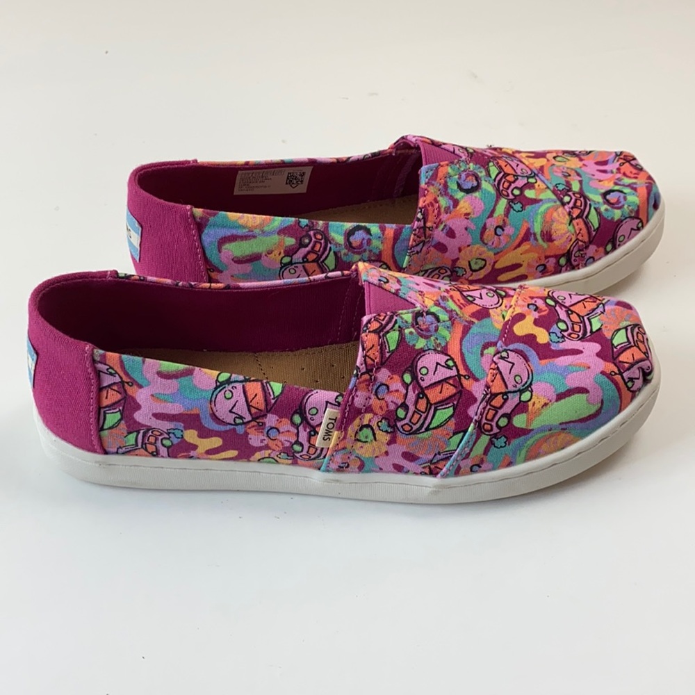 TOMS Classic Fuchsia Flower Child Print Y3.5